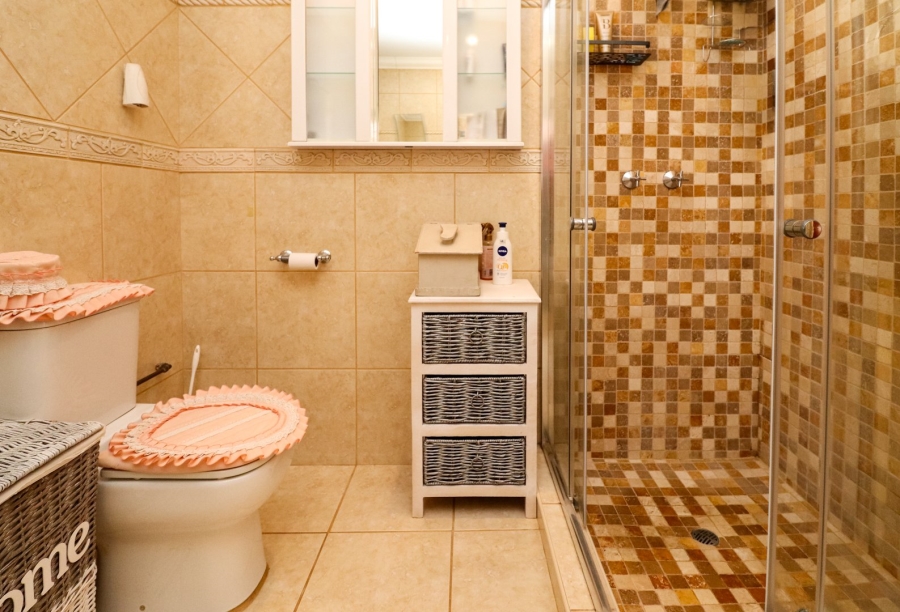 3 Bedroom Property for Sale in Flamwood North West